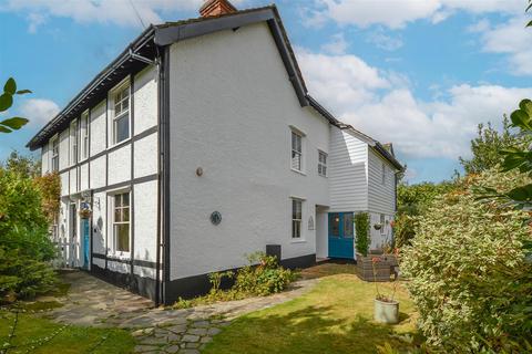 3 bedroom cottage for sale, Middle Road, Ingrave, Brentwood