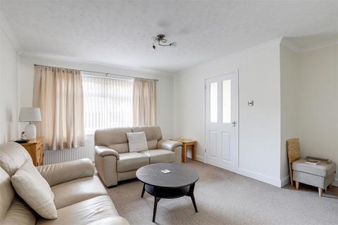 3 bedroom terraced house for sale, Revelstoke Avenue, Rise Park NG5