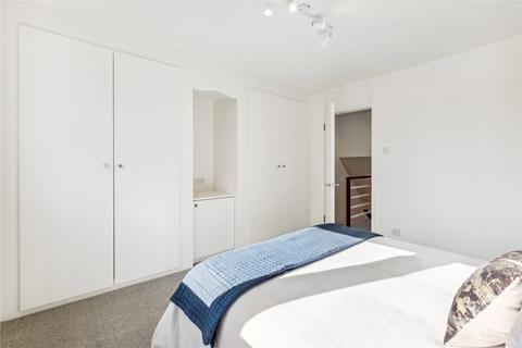 3, Rushleigh, 32 Thurleigh Road, London, SW12 8UE