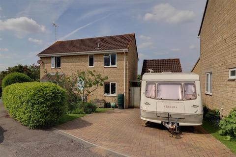 4 bedroom detached house for sale, Borough Close, Kings Stanley