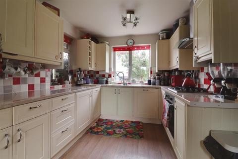 23 Borough Close, Kings Stanley, Stonehouse, GL10 3LJ