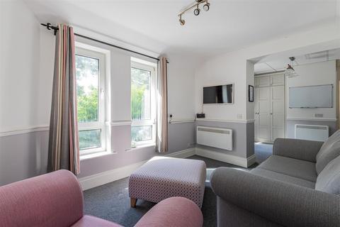 undefined, Fairwater Road, Cardiff CF5