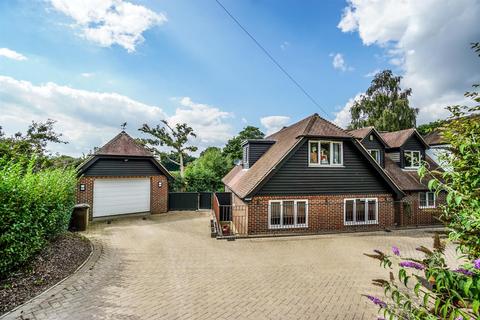 5 bedroom detached house for sale, Chapel Lane, Westfield