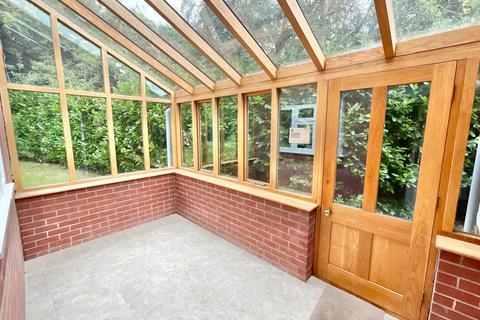 1 Ashfields, Hinstock, Market Drayton, TF9 2NG