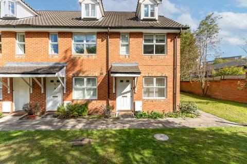 1 bedroom flat for sale, Burghley Hall Close, London SW19