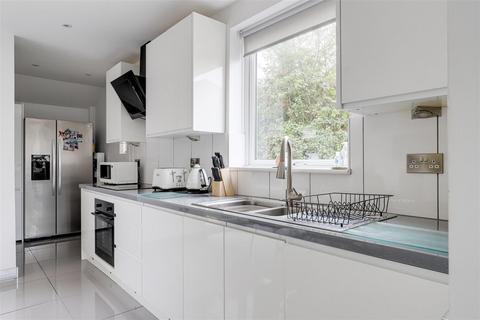 32 Bakerdale Road, Bakersfield, Nottingham, NG3 7GH