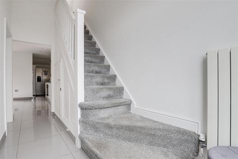 32 Bakerdale Road, Bakersfield, Nottingham, NG3 7GH