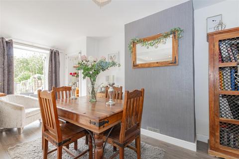77 Crayford Way, Dartford, DA1 4JY