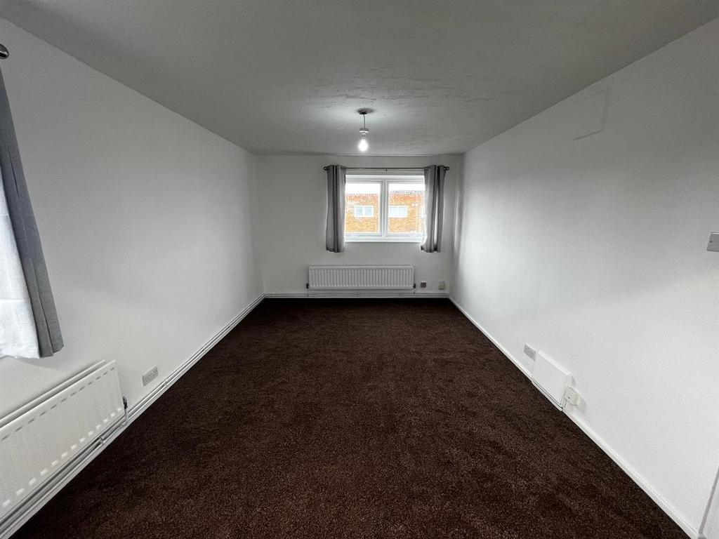 Lounge 2.jpg