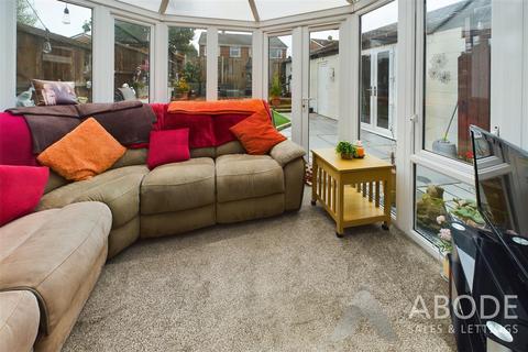 18 Thames Drive, Cheadle, Stoke-on-trent, ST10 1QD