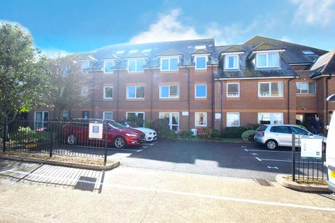 1 bedroom apartment for sale, Homeryde House, Lee-On-The-Solent, Hampshire, PO13