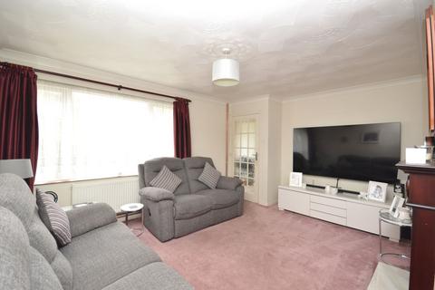 29 Firs Close, Folkestone, CT19 4HZ