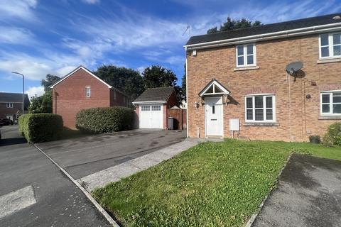 2 bedroom end of terrace house to rent, Jenkins Way, St. Mellons, Cardiff, Cardiff. CF3 0RN