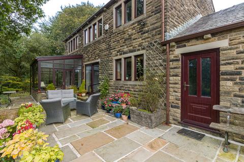 3 bedroom detached house for sale, Springmeadow Lane, Uppermill, Saddleworth