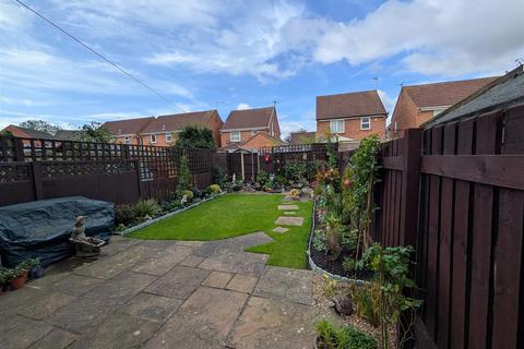 2 bedroom end of terrace house for sale, Worthington Road, Balderton, Newark