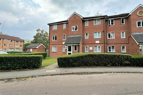 2 bedroom flat for sale, Scottwell Drive, London, NW9