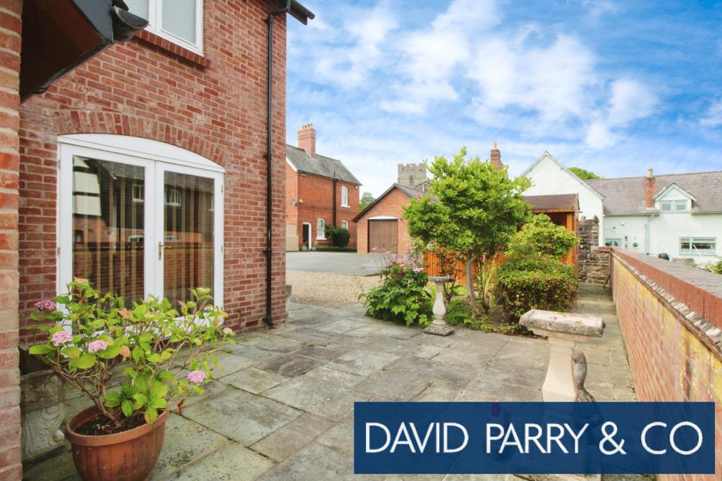Detached 3 Bedroom Property
