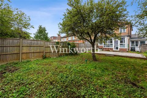 99 Stirling Road, London, N22 5BN