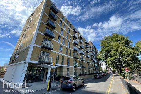 2 bedroom flat for sale, Victoria Avenue, Southend-on-Sea