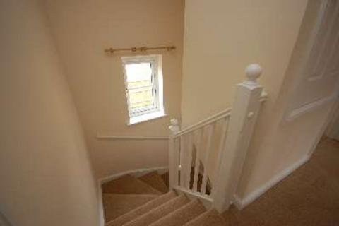 3 bedroom semi-detached house to rent, Fortress Road, Carbrooke, IP25