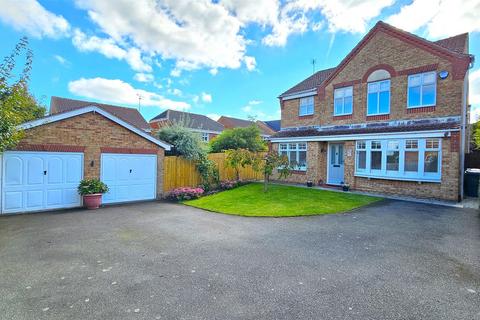 4 bedroom detached house for sale, Kestrel Drive, Bingham