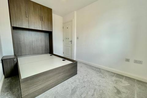 11 Whitebred Chase, Whitehouse, Milton Keynes, MK8 1AX