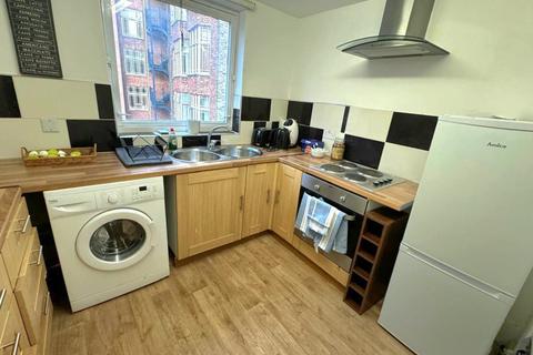 2 bedroom flat to rent, 20 Hatherley Grove