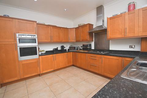 29 Nelson Road, London, E4 9AP