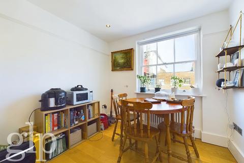 2 bedroom flat to rent, Bedford Place, London, WC1B