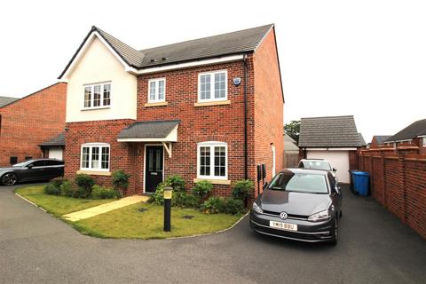 4 bedroom detached house to rent, Elderflower Close, Mickleover DE3