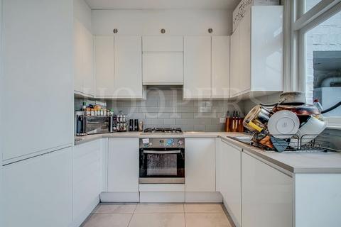 4 bedroom terraced house for sale, Hamilton Road, London, NW10