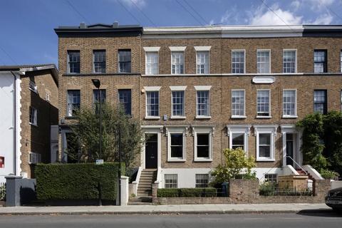 3 bedroom terraced house for sale, Lyndhurst Way, Peckham, SE15