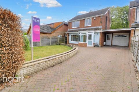 3 bedroom detached house for sale, Greenfields, Nettleham