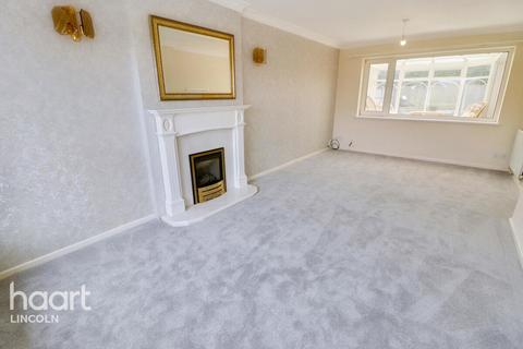 3 bedroom detached house for sale, Greenfields, Nettleham