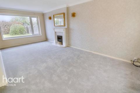 3 bedroom detached house for sale, Greenfields, Nettleham