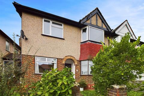 2 bedroom maisonette for sale, Berkeley Close, Ruislip HA4