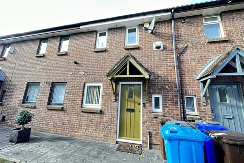 2 bedroom terraced house to rent, Hoskins Close,  Manchester, M12