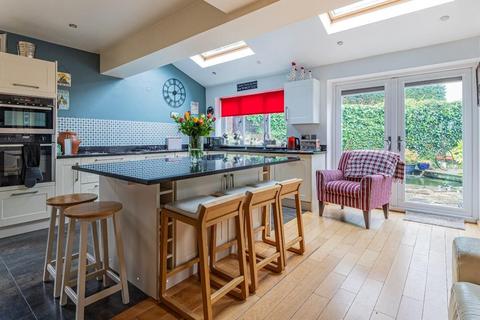 5 bedroom semi-detached house for sale, Wordsworth Avenue, Penarth CF64