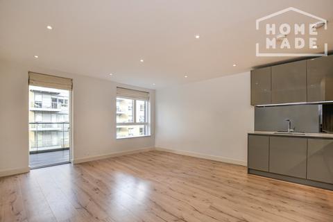 2 bedroom flat to rent, Hamlet Court, High Street, N8