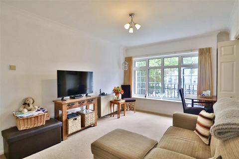 1 bedroom flat for sale, St. Botolphs Road, Worthing BN11