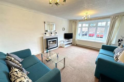 4 bedroom terraced house for sale, Springfield, Scarborough, YO11