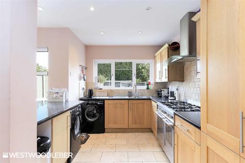 4 bedroom semi-detached house for sale, High Road, Broxbourne EN10