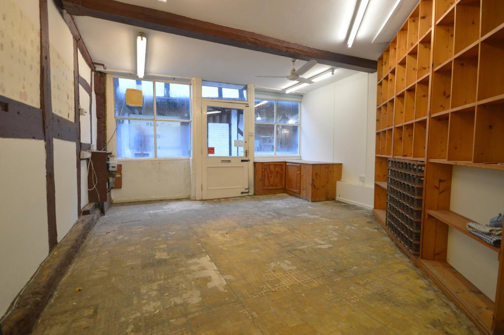 Shop/potential residential