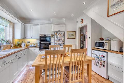 5 Cedar Crescent, Kidderminster, DY11 6AQ