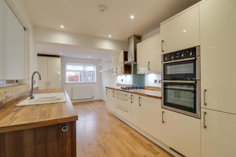 3 bedroom semi-detached house for sale, Newtown Road, Southampton