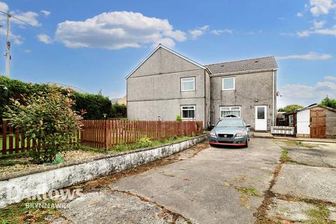 4 bedroom end of terrace house for sale, Beaufort Hill, Ebbw Vale