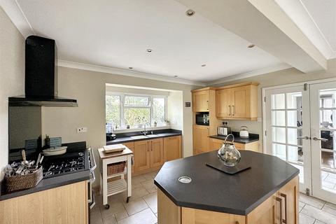 5 bedroom detached house for sale, Tremorvah Crescent, Truro