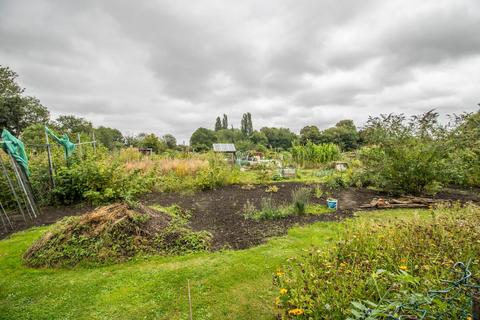 1 bedroom semi-detached house to rent, St Bedes Gardens Cambridge