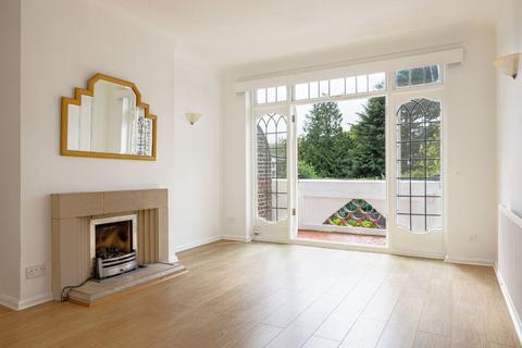 3 bedroom flat for sale, Flat , Ullswater, Putney Hill, London