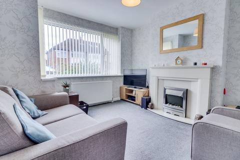 3 bedroom semi-detached house for sale, Hillfoot Avenue, Pudsey, West Yorkshire, LS28